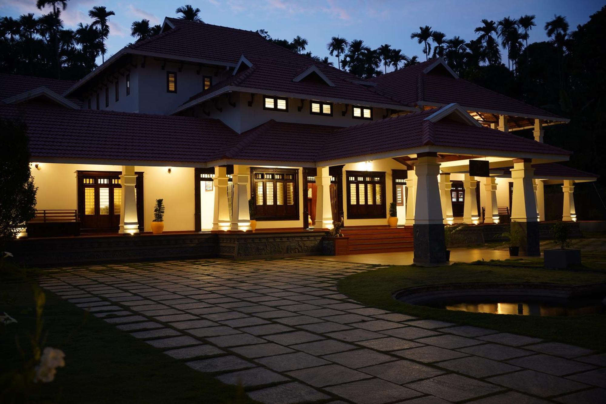 Wayanad Mace Mansion Otel Kenichira Dış mekan fotoğraf